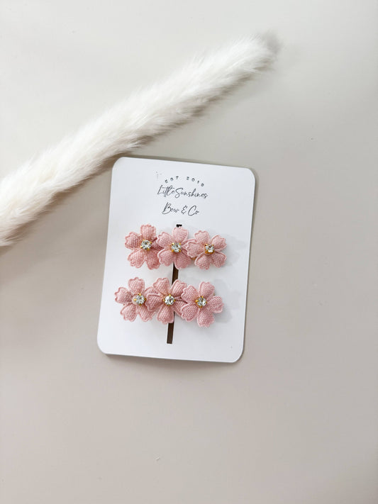 ๐ธ Flower Hair Clips- Set of 2