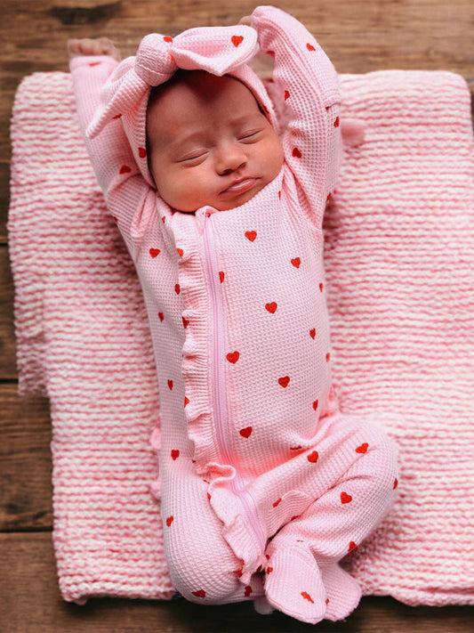 💖 Organic Waffle Ruffle Zip Footie, Little Red Heart (on Pink) 💖