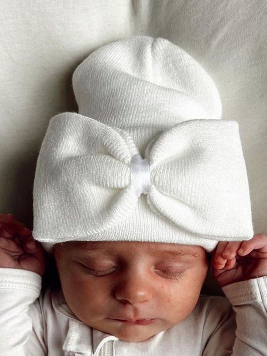 🎀 Baby’s First Bow Hat — Warm White | Valentine’s Edition 🎀