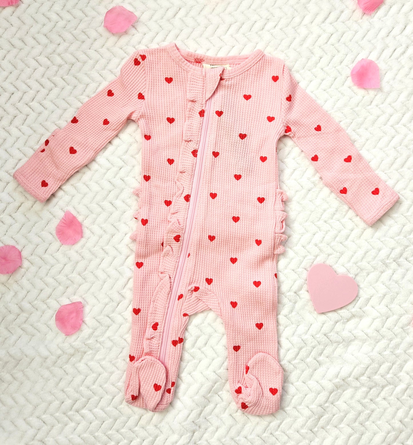 💖 Organic Waffle Ruffle Zip Footie, Little Red Heart (on Pink) 💖