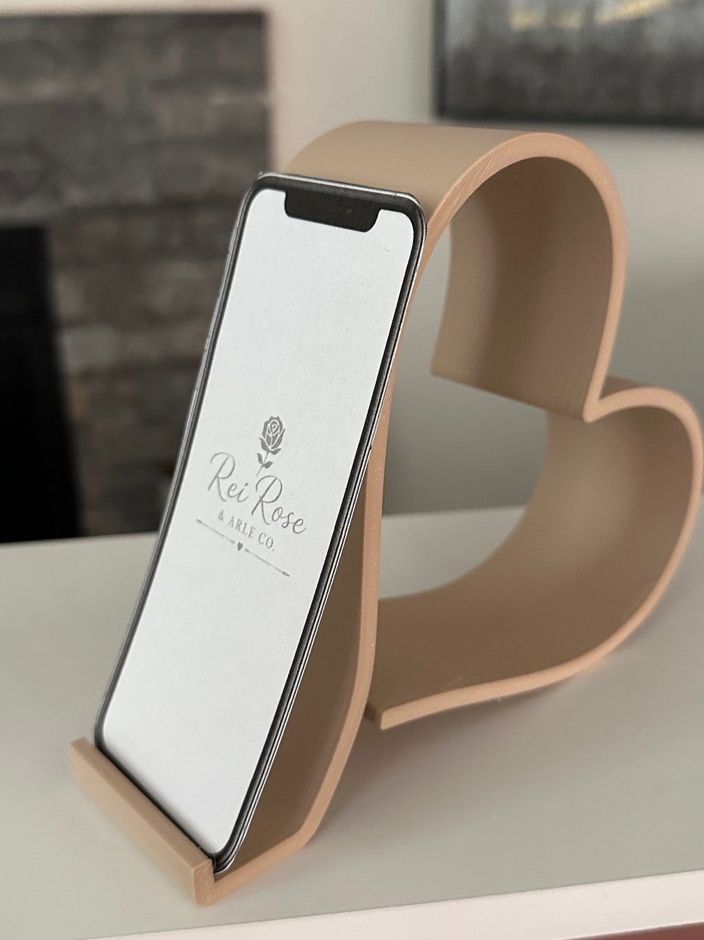 📱 Heart Cell Phone Holder