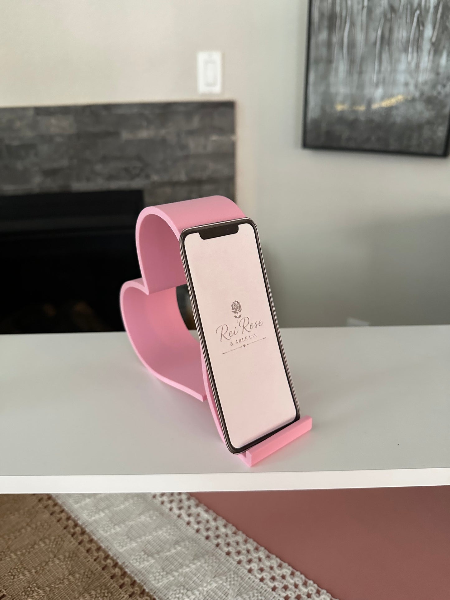 📱 Heart Cell Phone Holder