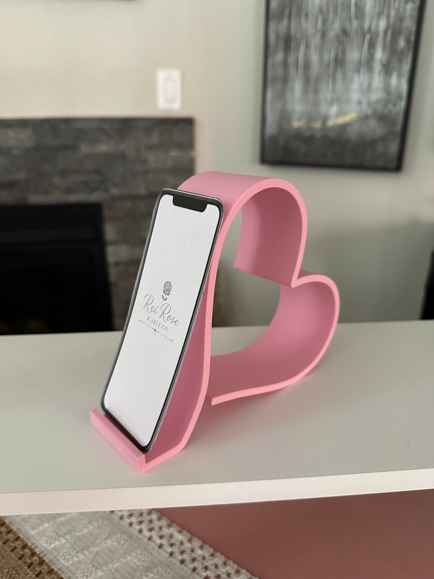 📱 Heart Cell Phone Holder