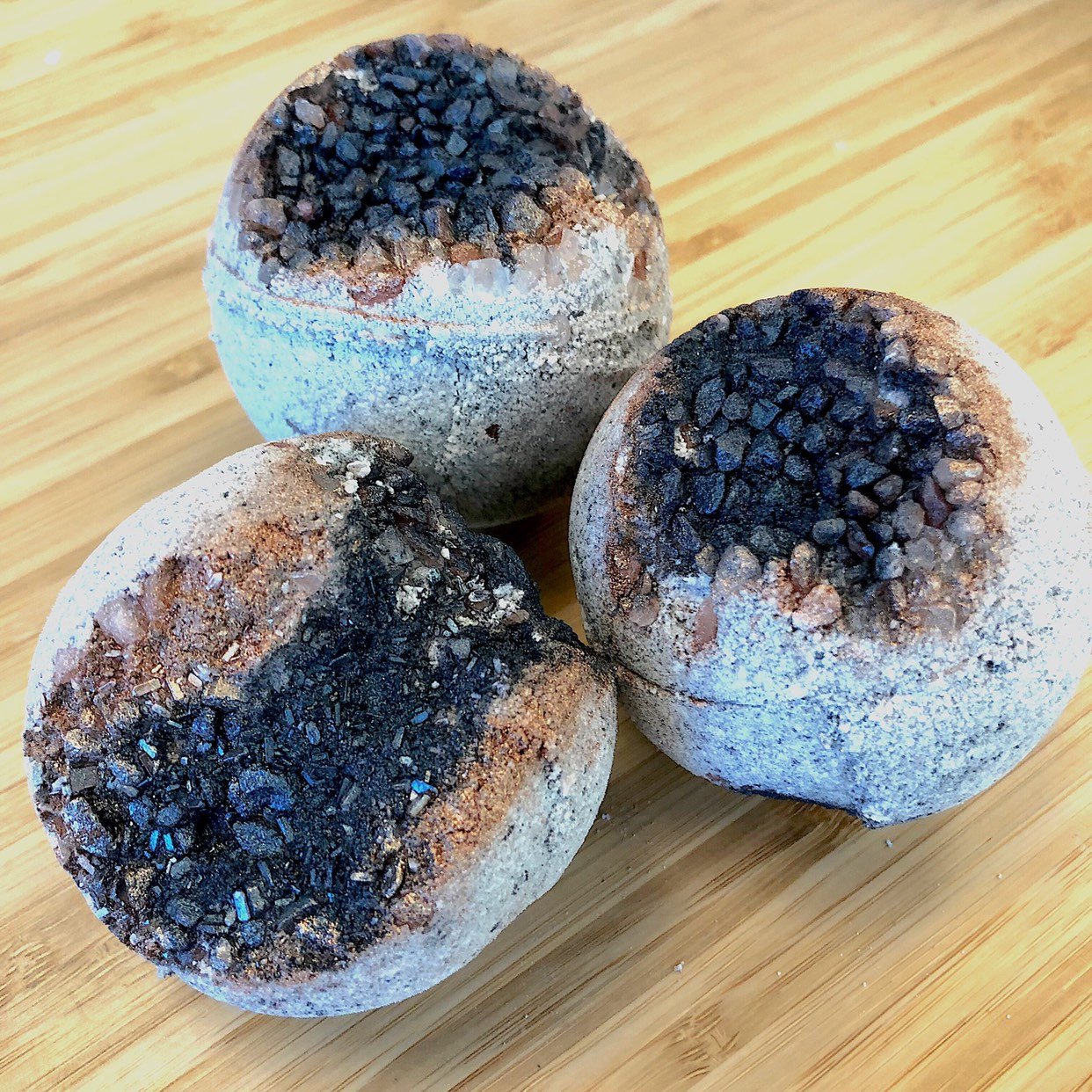 💎 ORGANIC GEODE BATH BOMB – Organic Bath Fizzie