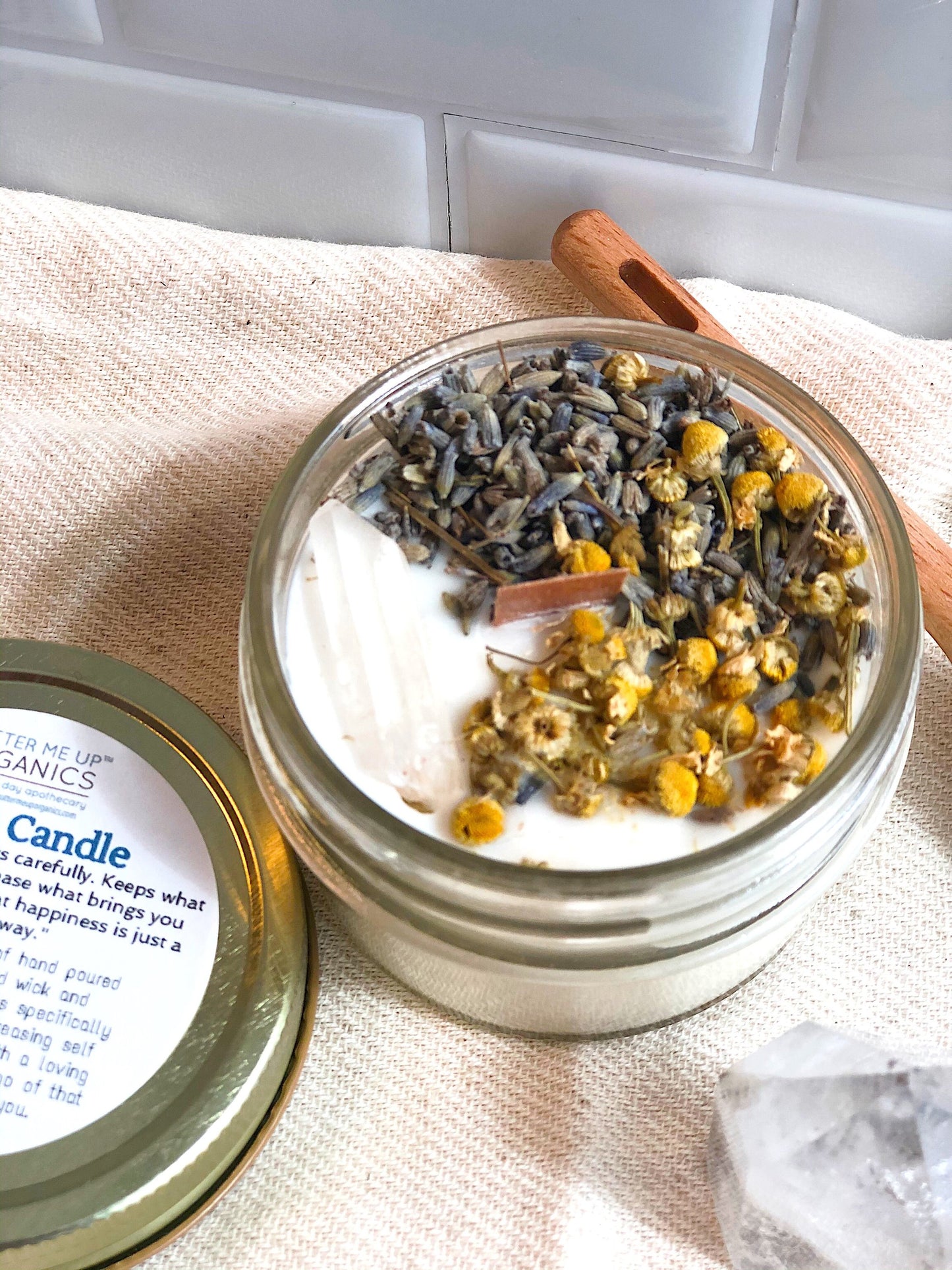 🕯️🌹 PEACE / SERENITY CANDLE — Lavender & Chamomile Crystal-Infused Intention Candle